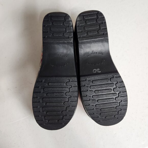 Easy Works by Easy Street Laurie Women's Size 10W Dog Print Slip-On Clogs - Picture 8 of 9